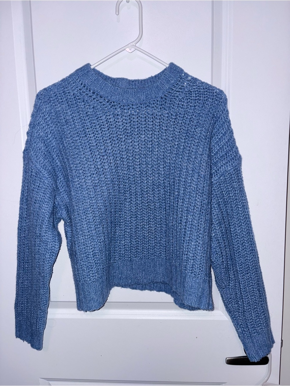American Eagle Outfitters Light Blue Ribbed Crewneck Sweater